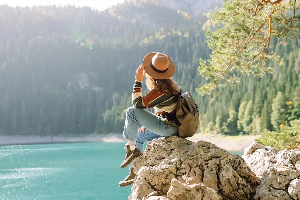 Travel phlebotomist taking in sights in their free time