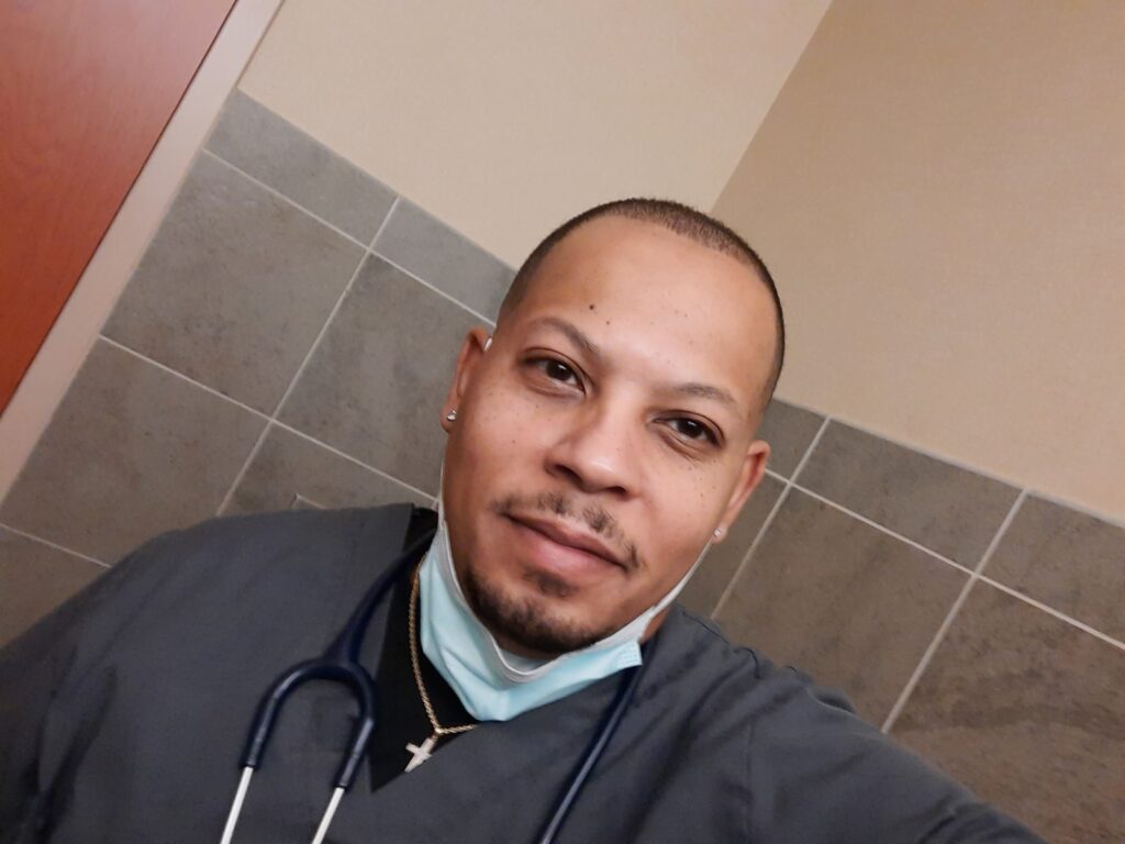 Allied healthcare professional, Odale, working as a Respiratory Therapist in a hospital setting